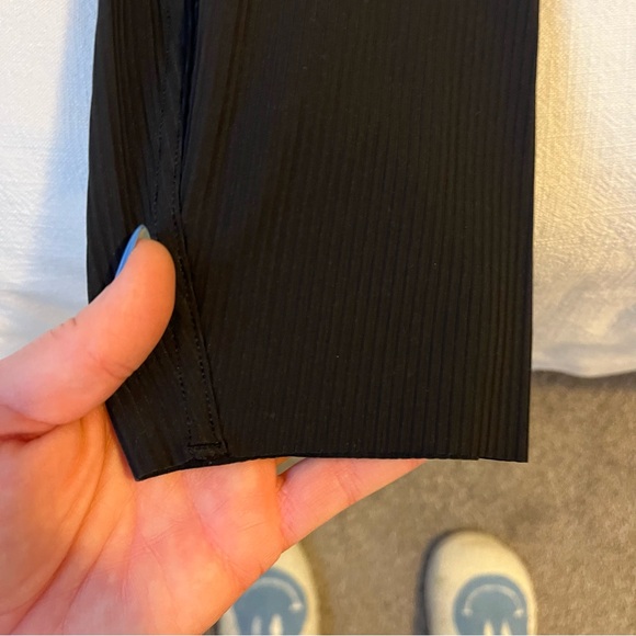 Base Pace High Rise Ribbed leggings - Picture 3 of 6